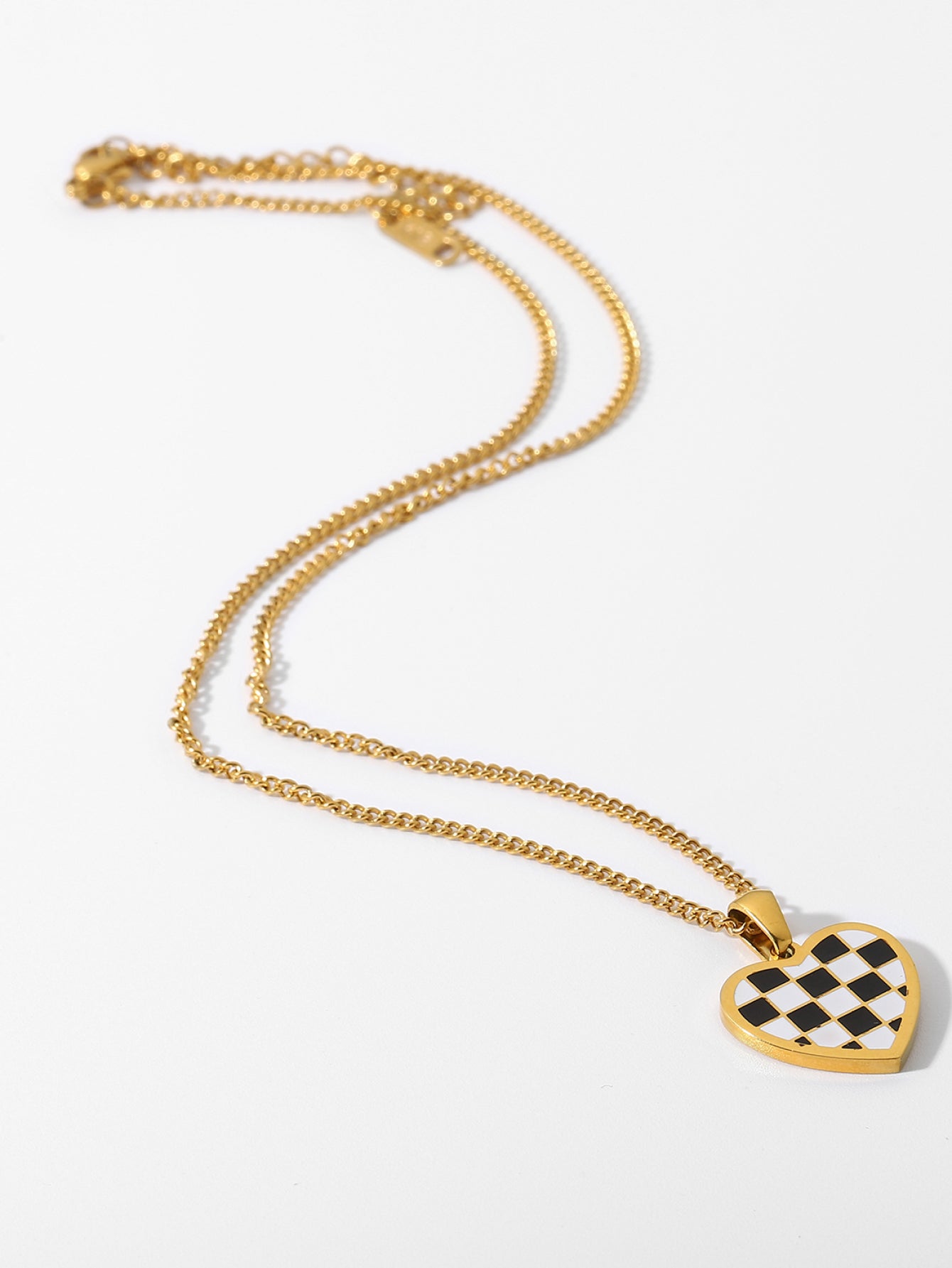 Checkerboard Heart Pendant Chain Necklace